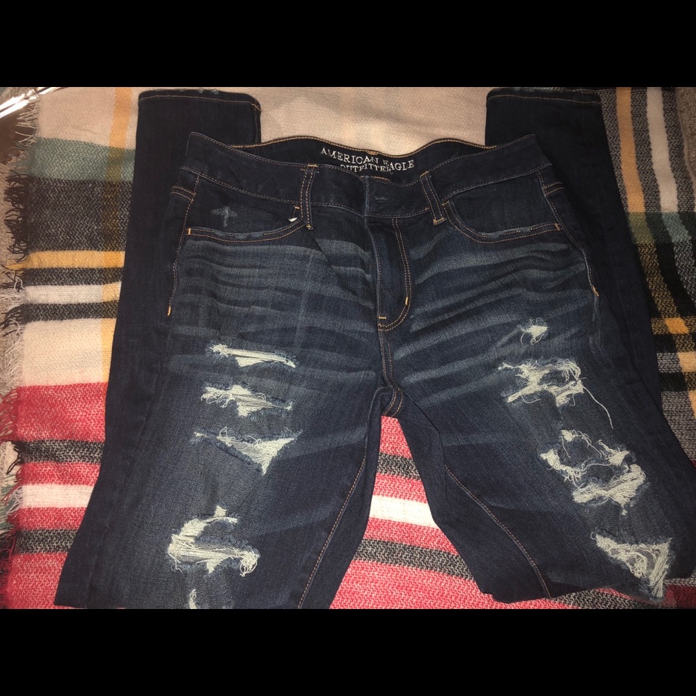 Size 10 AE High Waisted Skinny Jeans 🔥